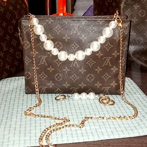 Louis Vuitton Toiletry 26.